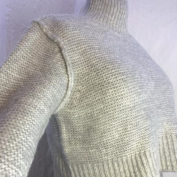 Nordstrom Elodie Cropped Ribbed Sweater, Mock Turtleneck Ribbed Light Gray Small - Picture 2 of 8
